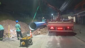 Instalação de redes de água e esgoto